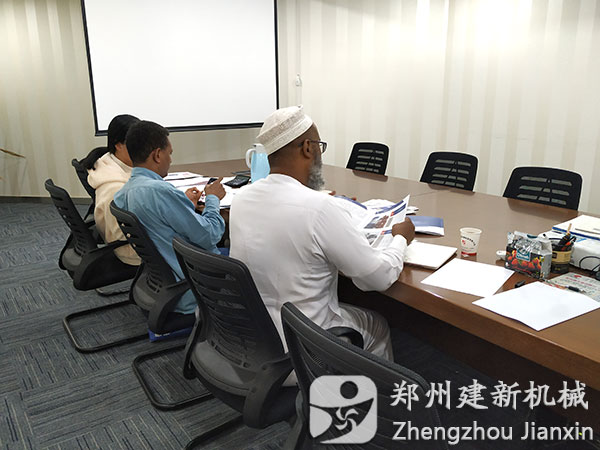 埃塞俄比亚客户到中欧电子平台（中国）有限公司官网参观访问