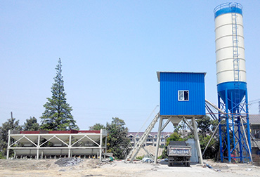 4方混凝土搅拌车(图8) 4方混凝土搅拌车(图8)